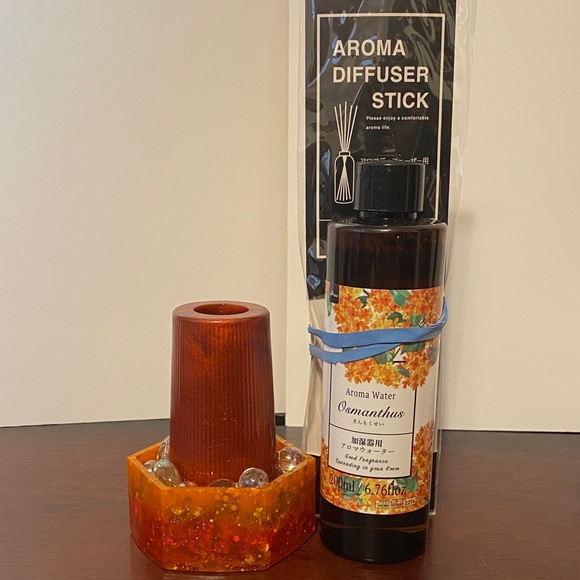Hand Crafted Other - Exquisite Alai Tsuki Red & Orange Vase Aroma Diffuser Stick Set